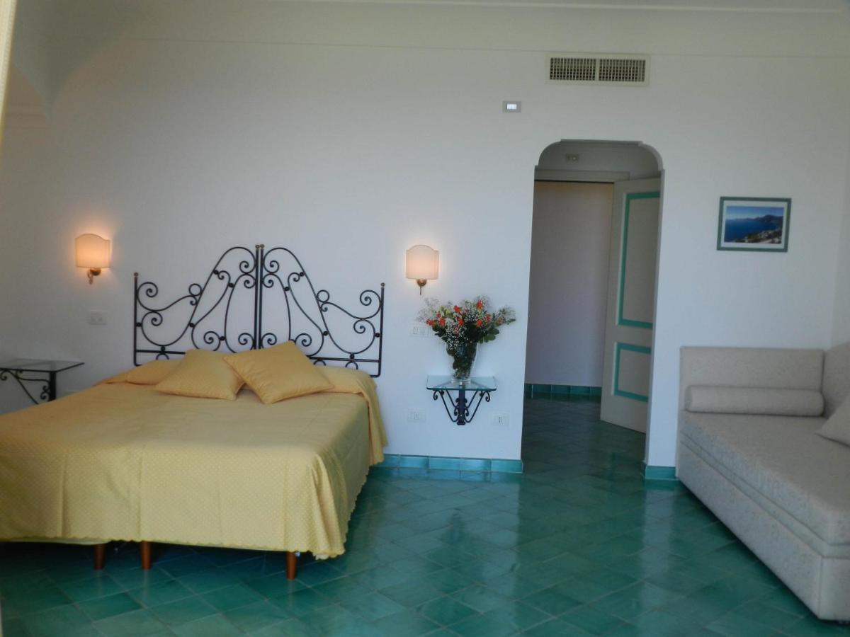 Bacio Del Sole B&B Positano Eksteriør billede
